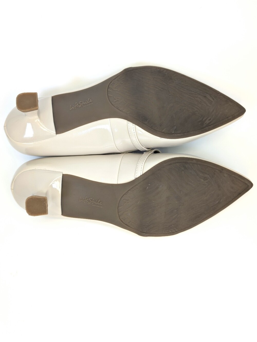 Life Stride Soft System Madelyn Almond Milk Pointy Toe Kitten Heel Pumps 9 Wide - Picture 10 of 14